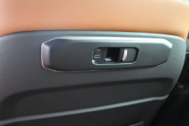 New 2026 BMW X5 xDrive50e AWD/4WD image 17