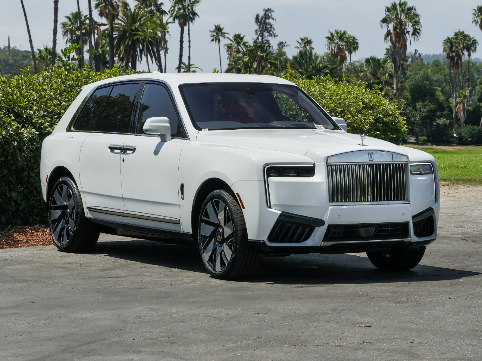 New 2026 Rolls-Royce Cullinan w/ Cullinan Package AWD/4WD image 9