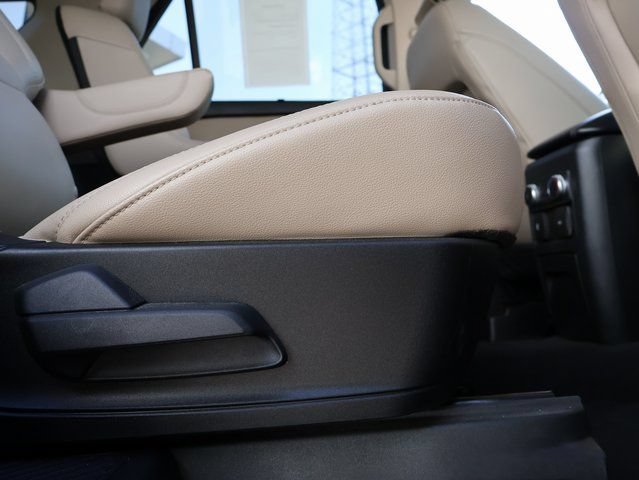 Used 2023 Ford Explorer Limited AWD/4WD image 14