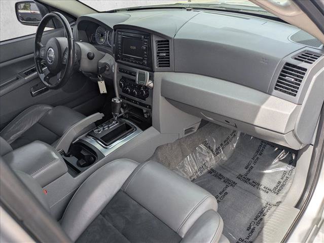 Used 2007 Jeep Grand Cherokee SRT8 w/ SRT Option Group I AWD/4WD image 20