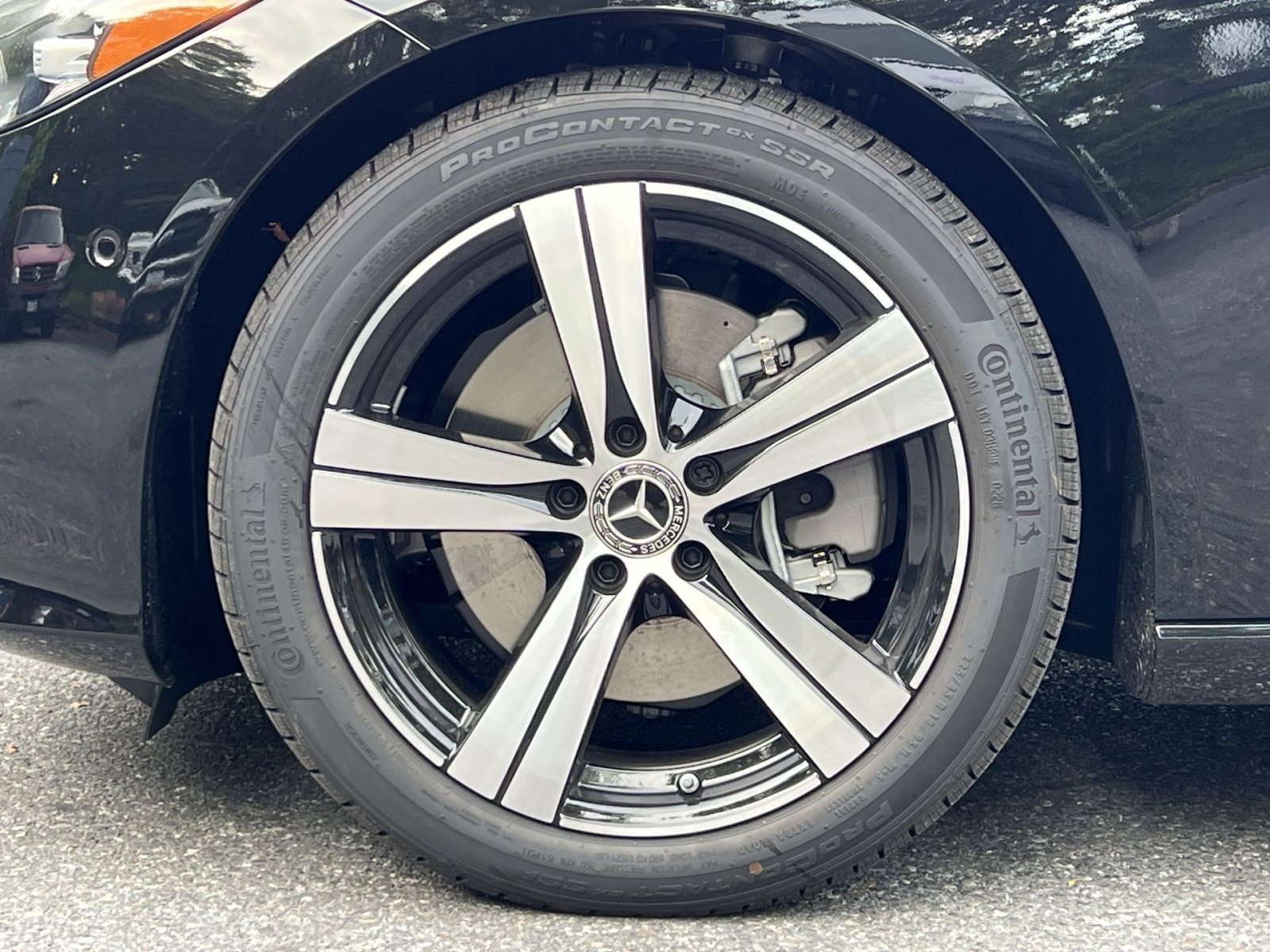 New 2026 Mercedes-Benz C 300 4MATIC Sedan image 17