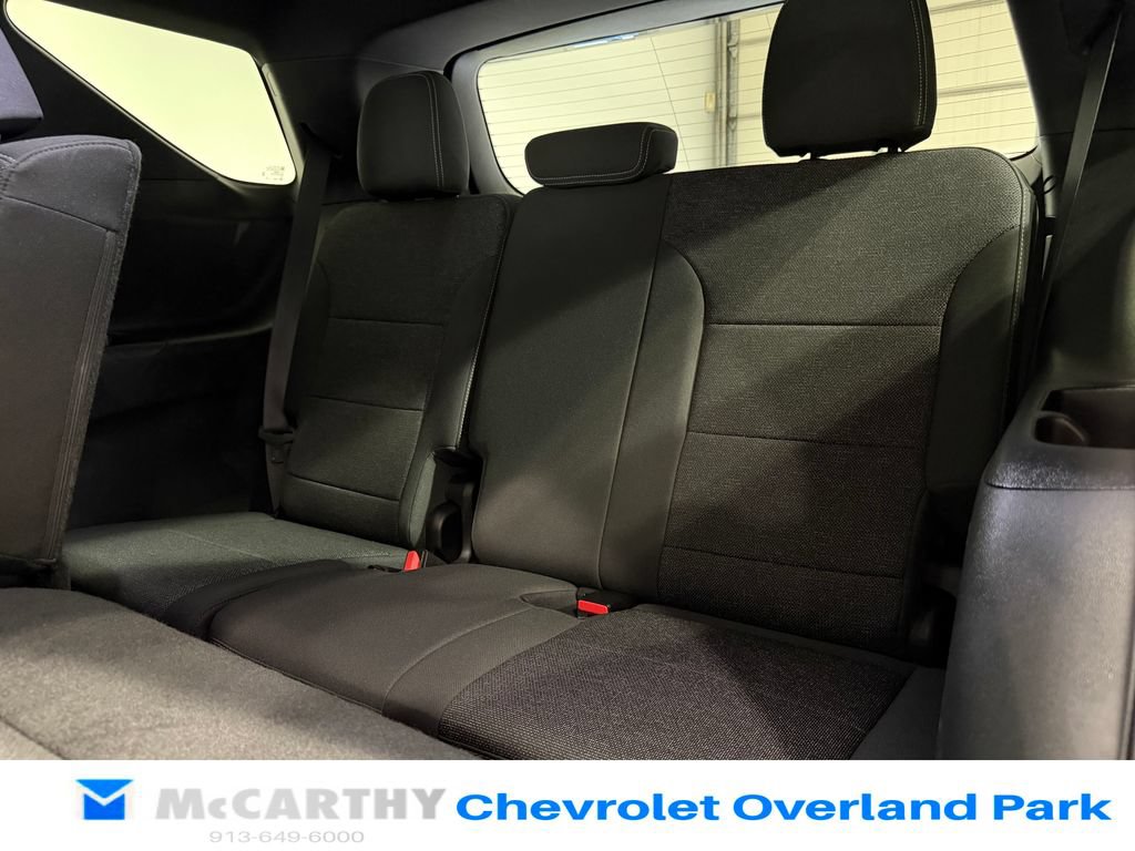 Used 2024 Chevrolet Traverse LS w/ Midnight/Sport Edition FWD image 27