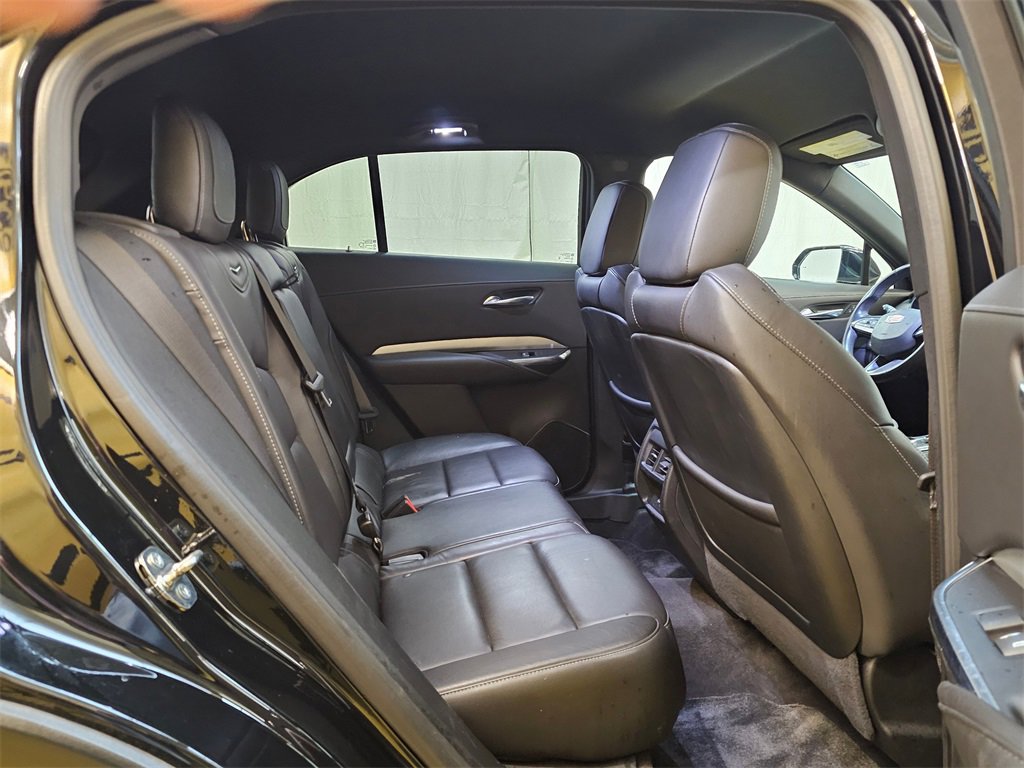 Used 2020 Cadillac XT4 Premium Luxury image 14