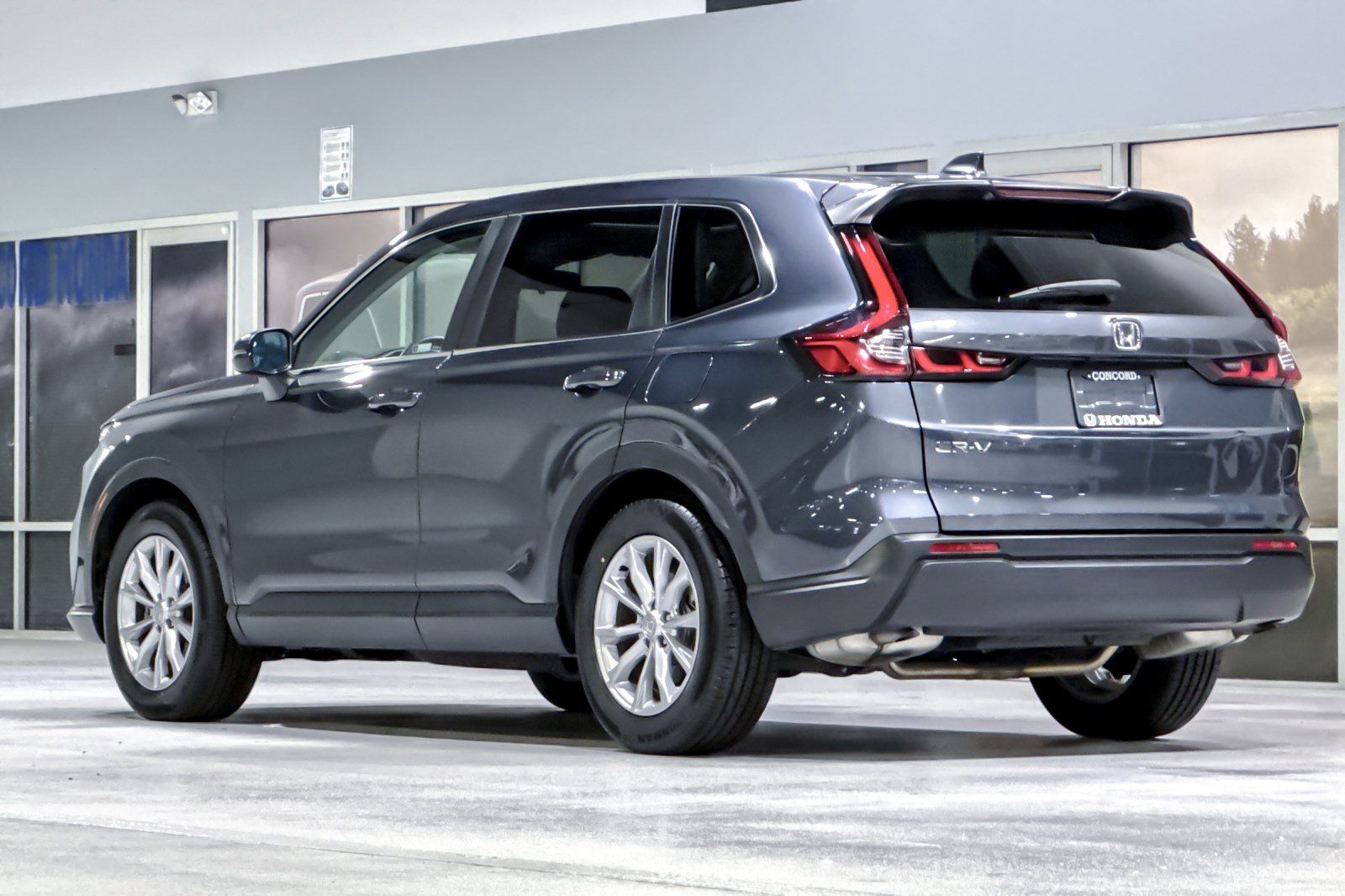 Used 2024 Honda CR-V EX image 3