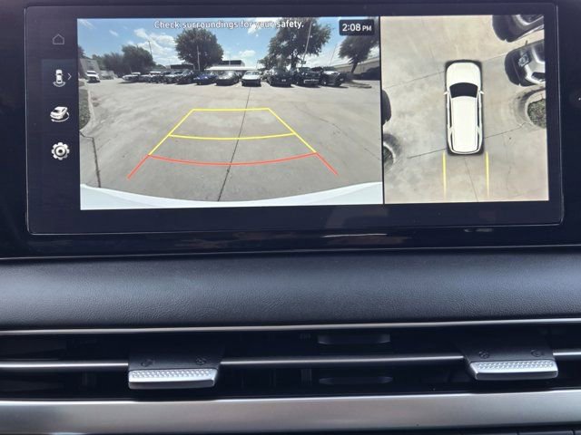 Used 2025 Hyundai Palisade SEL FWD image 17