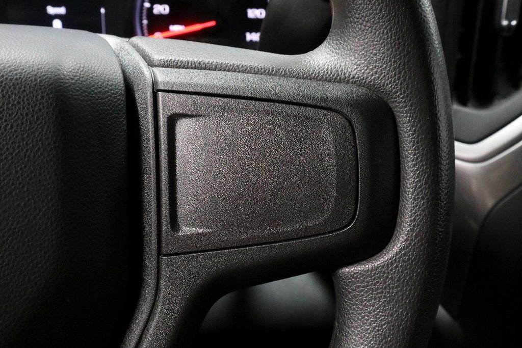 Used 2025 Chevrolet Silverado 2500 Custom w/ Custom Value Package image 28