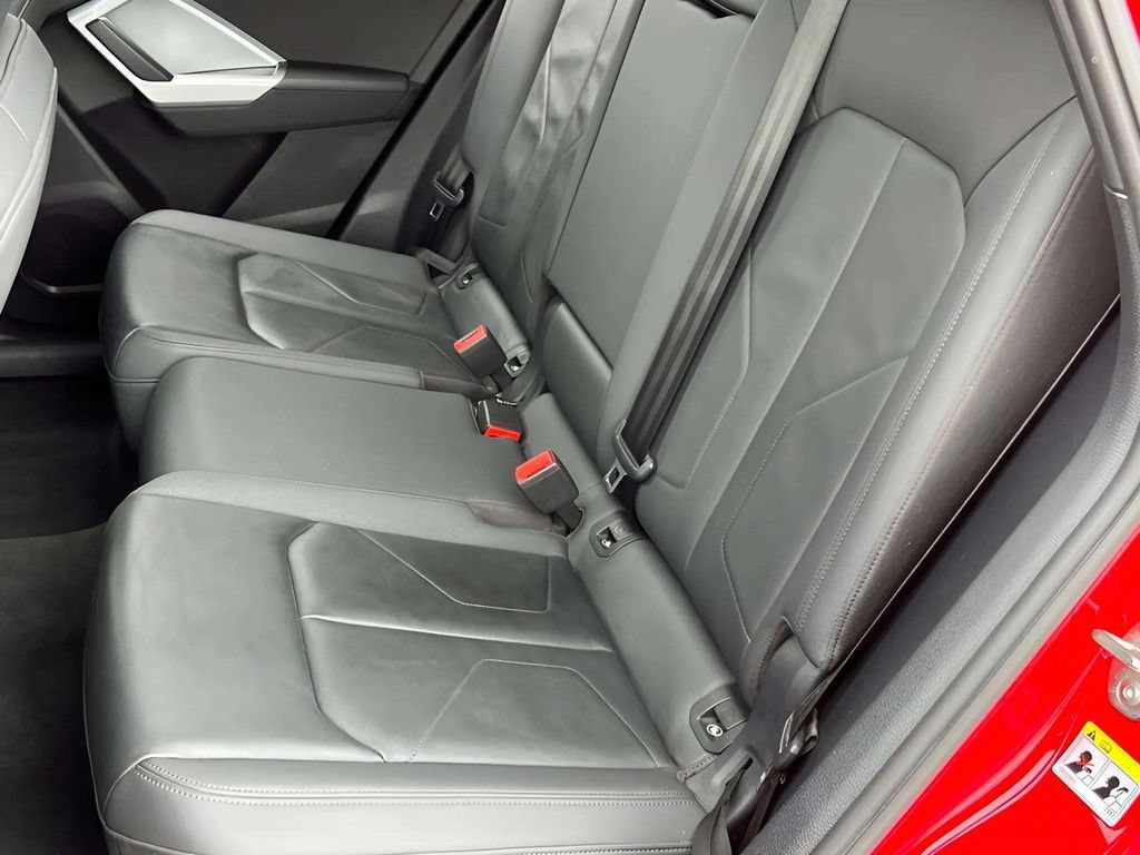 Used 2021 Audi Q3 2.0T Premium w/ Convenience Package AWD/4WD image 11