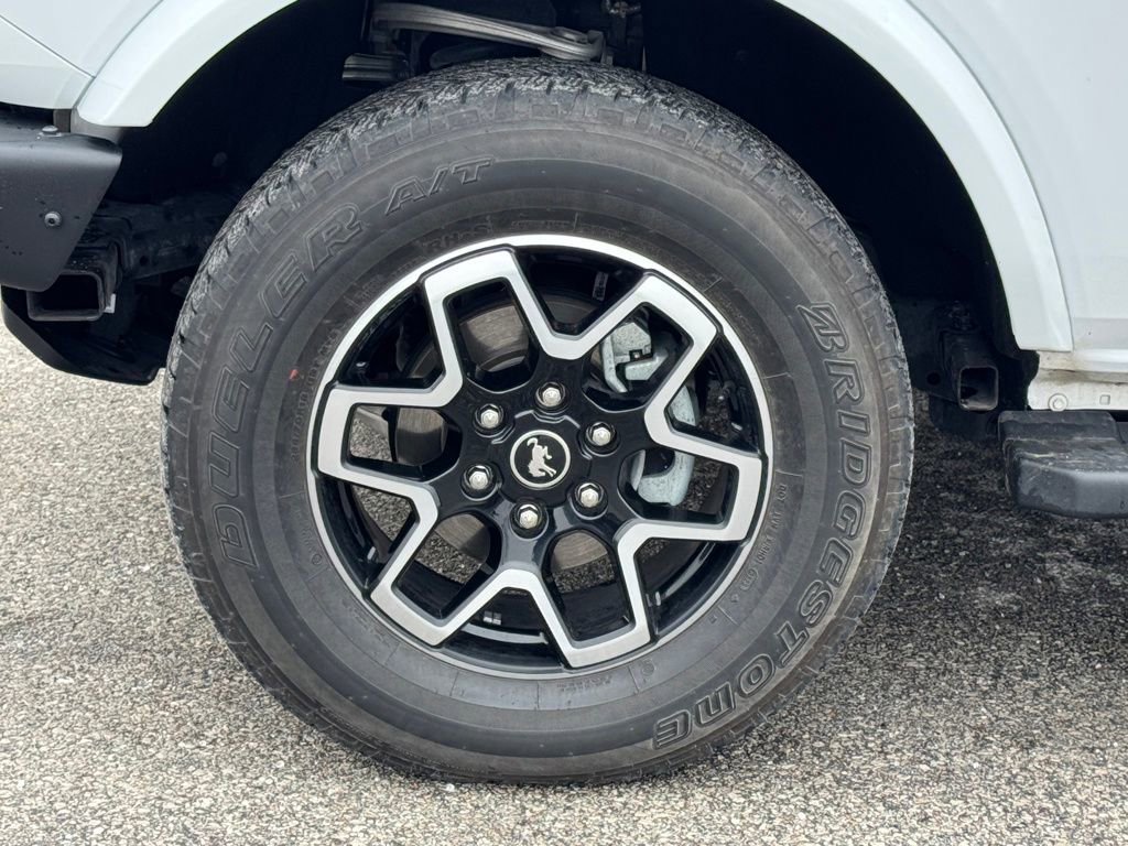Used 2024 Ford Bronco Outer Banks AWD/4WD image 38
