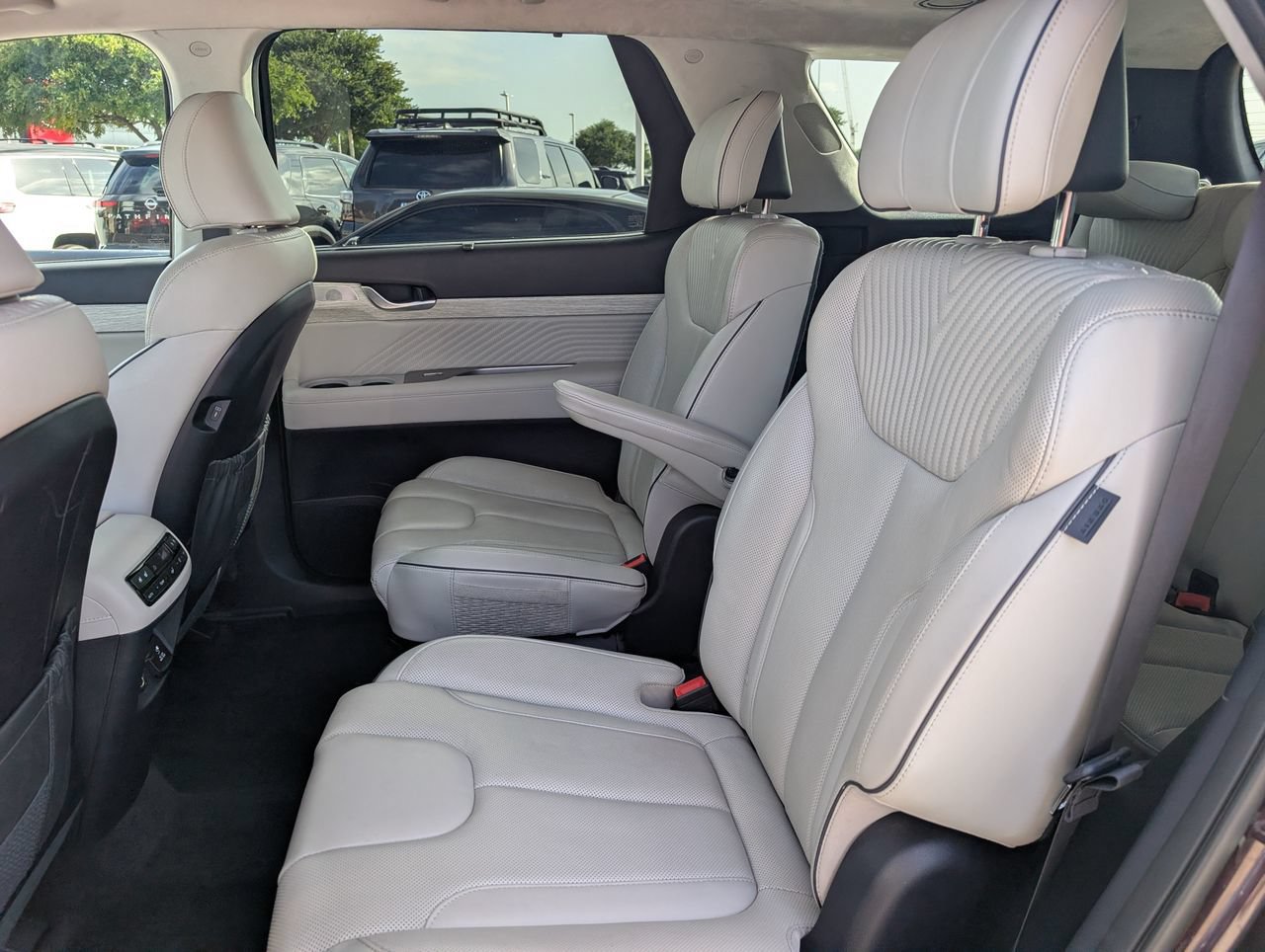Used 2024 Hyundai Palisade Calligraphy AWD/4WD image 27