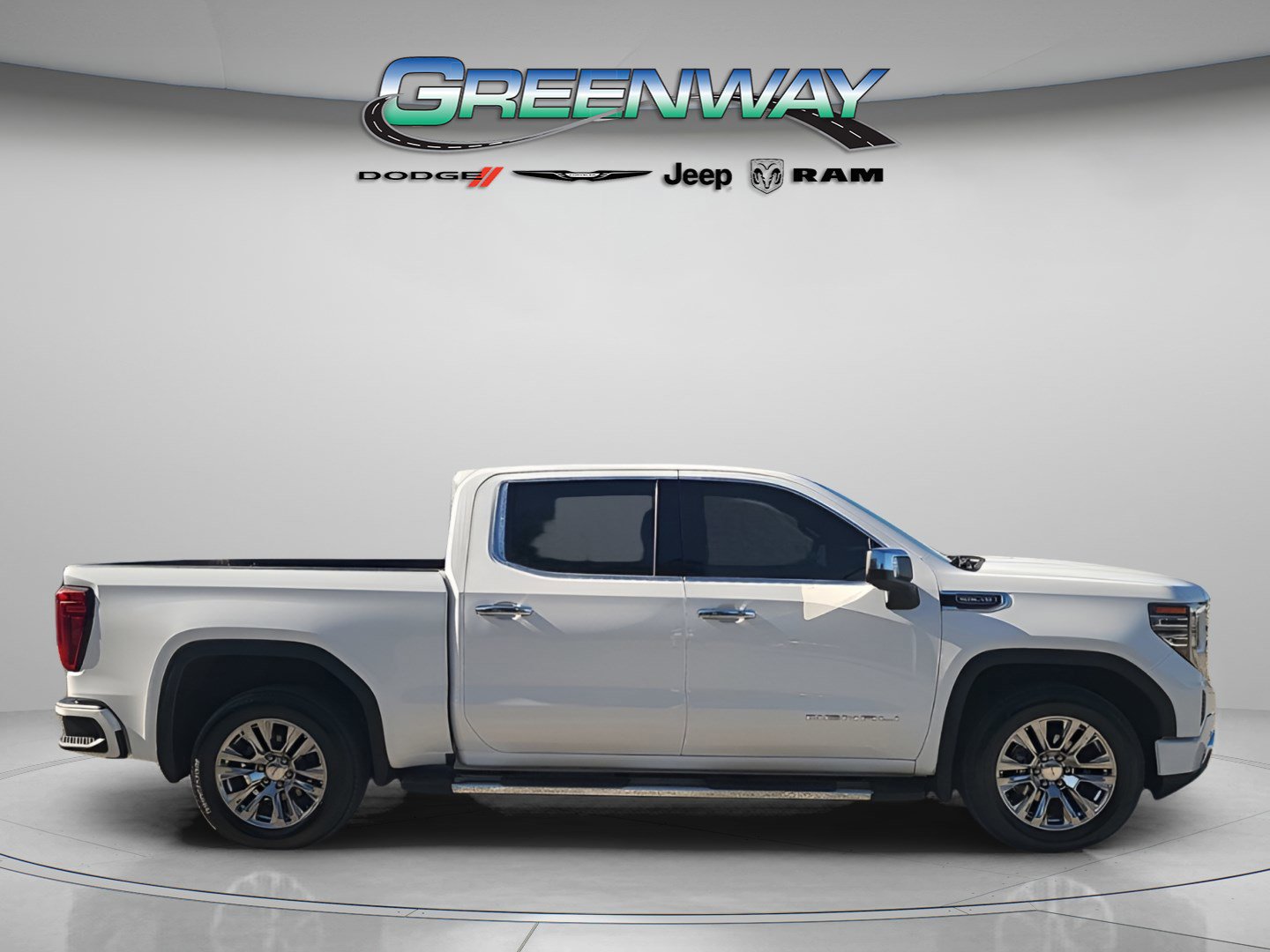 Used 2023 GMC Sierra 1500 Denali image 4
