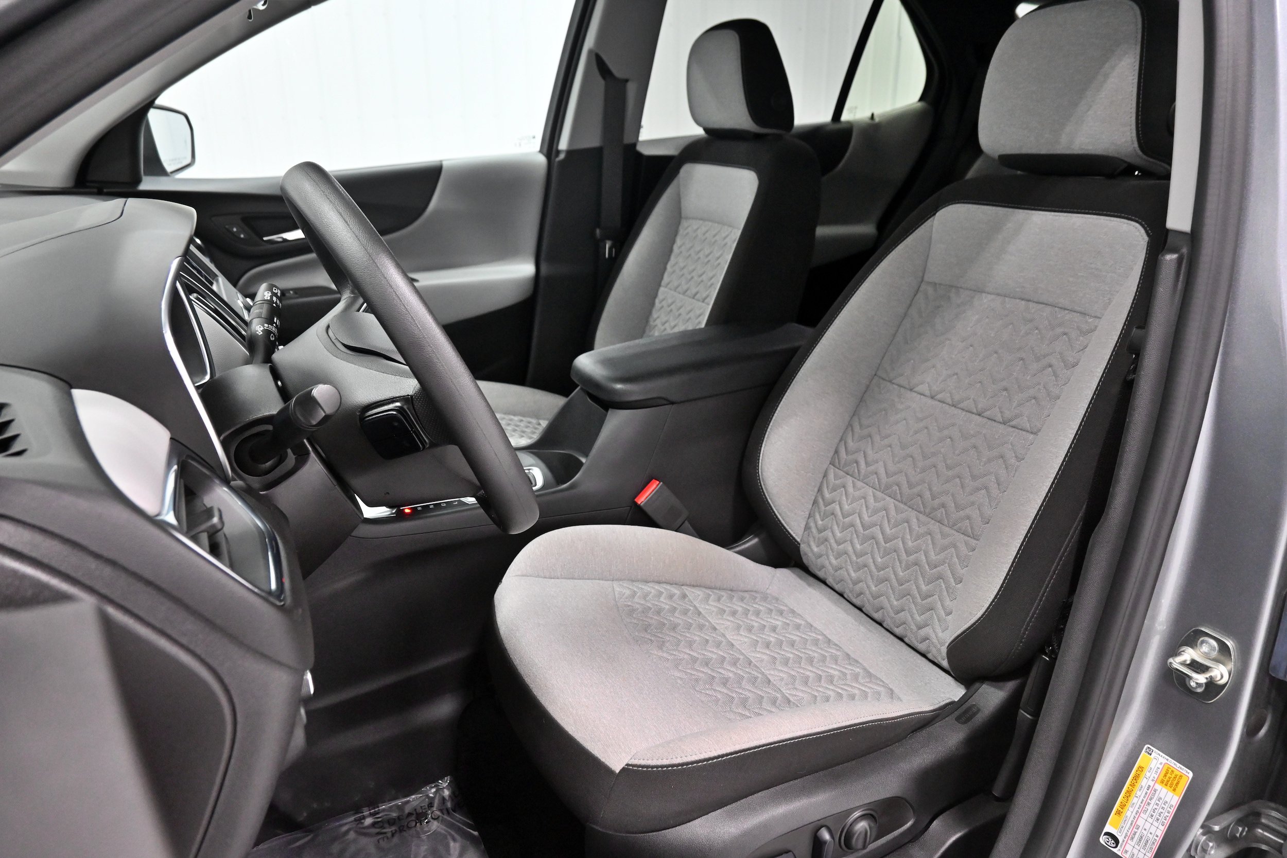 Used 2024 Chevrolet Equinox LS w/ LS Convenience Package FWD image 6
