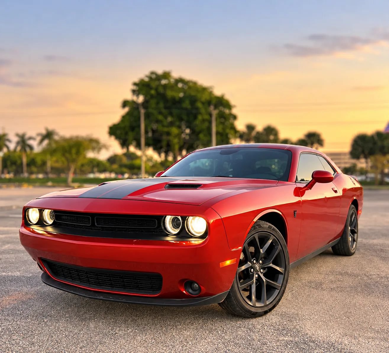 Used 2021 Dodge Challenger SXT w/ Blacktop Package RWD image 2
