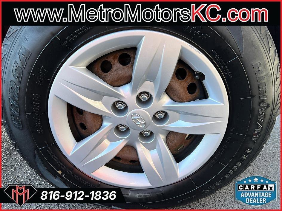 Used 2009 Hyundai Santa Fe GLS image 21