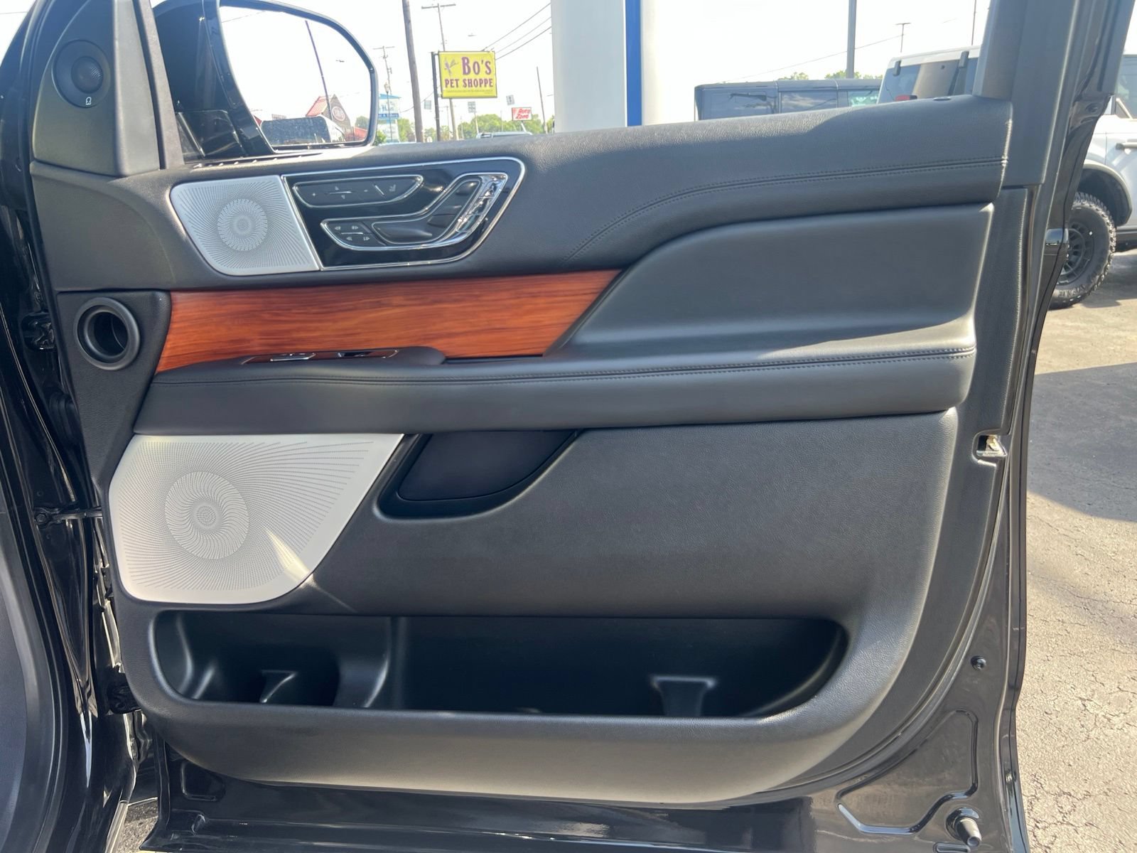 Used 2019 Lincoln Navigator L Reserve AWD/4WD image 61