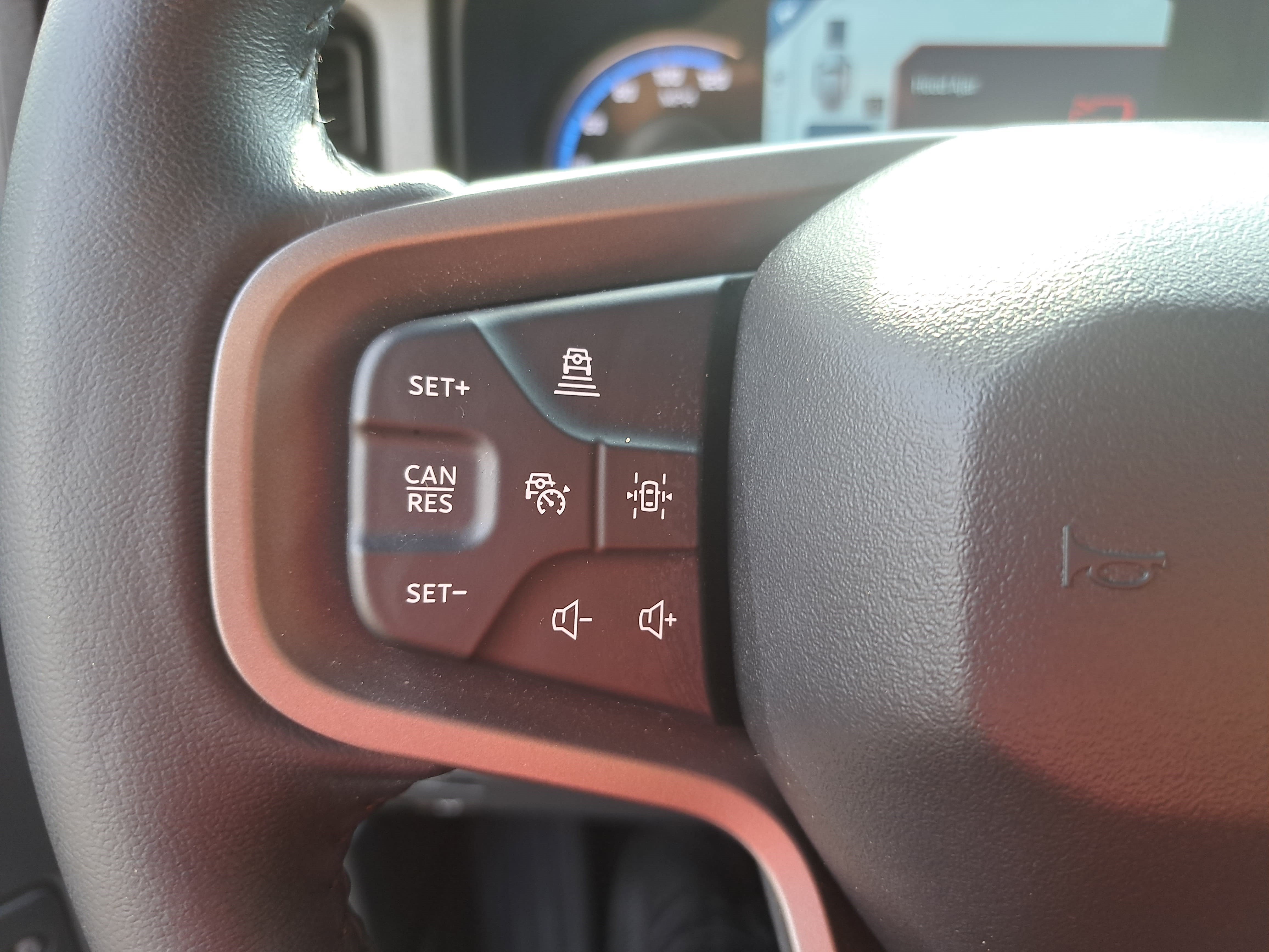 Used 2024 Ford Bronco Outer Banks AWD/4WD image 16