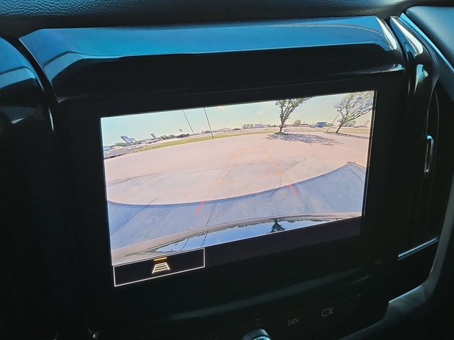 Used 2023 Chevrolet Traverse LT FWD image 13