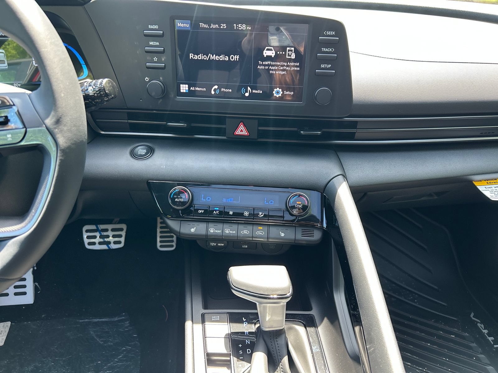 New 2026 Hyundai Elantra SEL Sport Premium FWD image 18