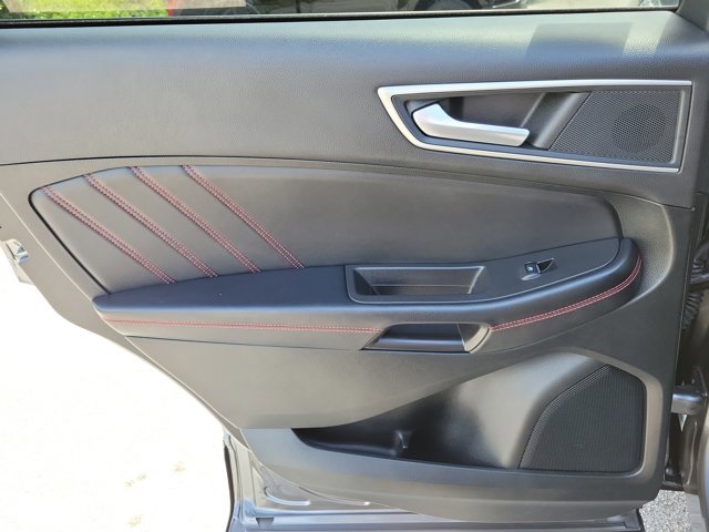 Certified 2023 Ford Edge ST-Line AWD/4WD image 14