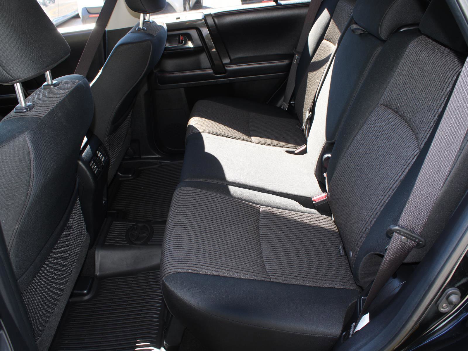 Used 2020 Toyota 4Runner TRD Off-Road image 15