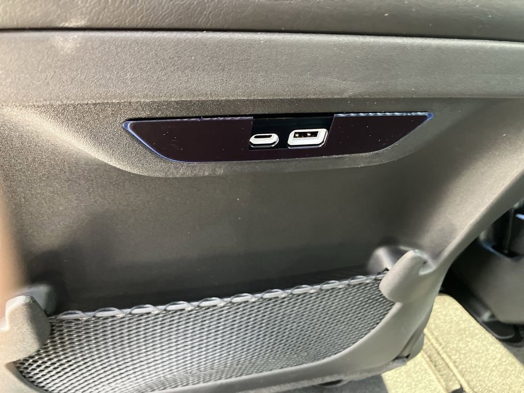 New 2026 Chrysler Pacifica Select image 28