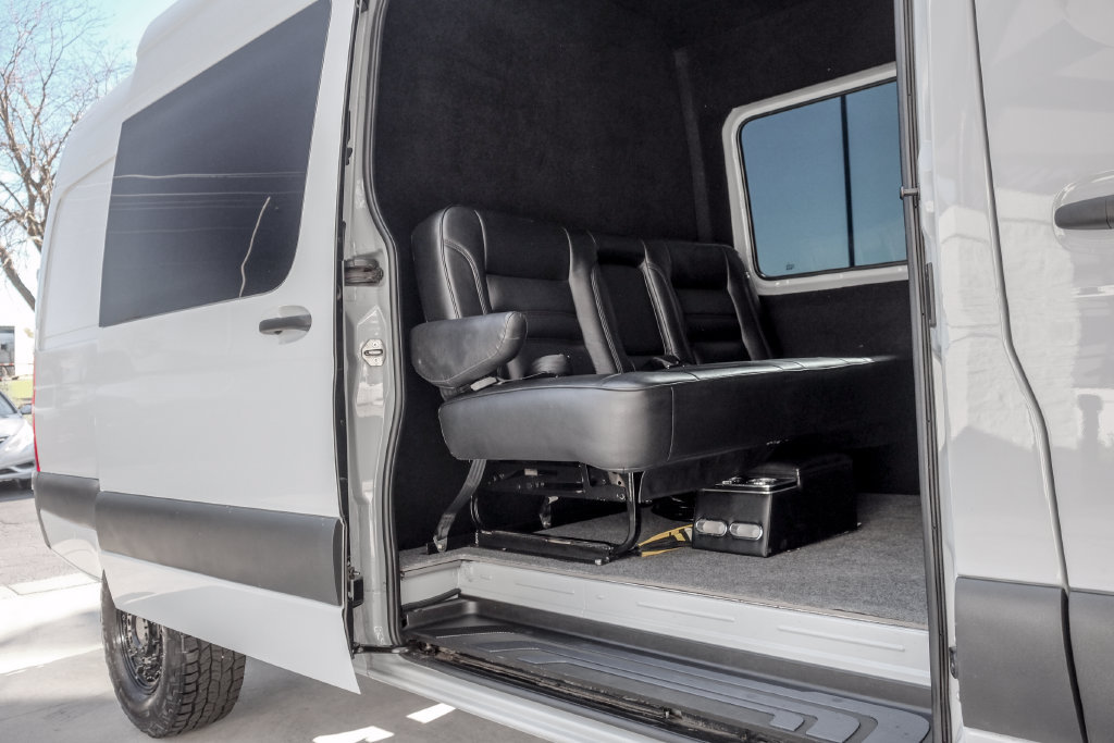 Used 2021 Freightliner Sprinter 2500 AWD/4WD image 25