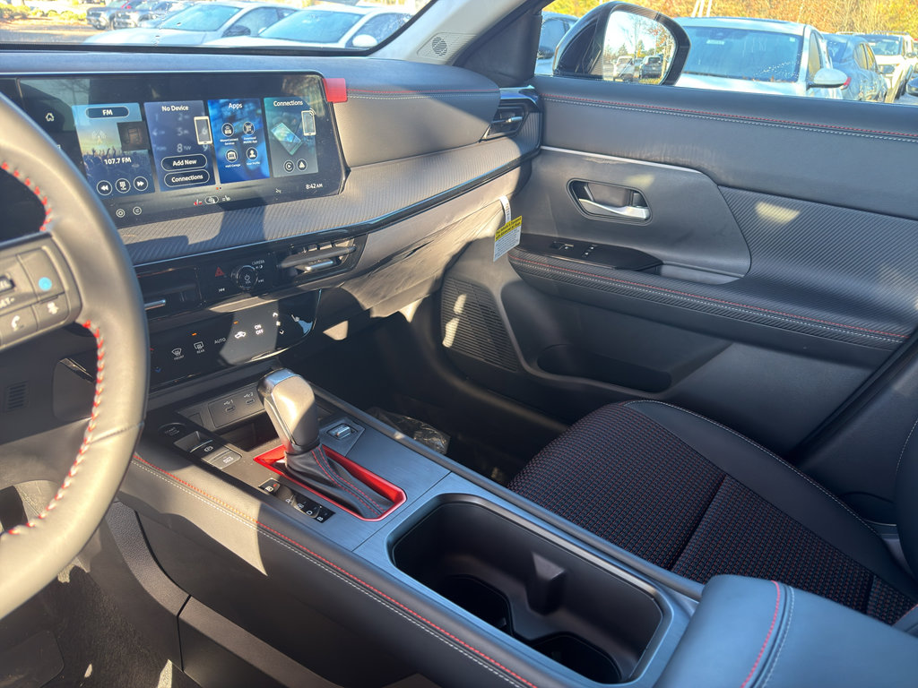 New 2026 Nissan Kicks SR w/ Cold Weather Package image 23