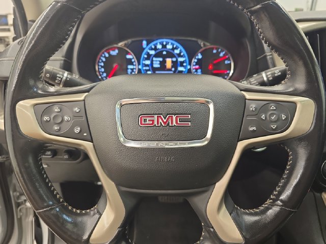 Used 2022 GMC Terrain Denali w/ Denali Premium Package AWD/4WD image 33