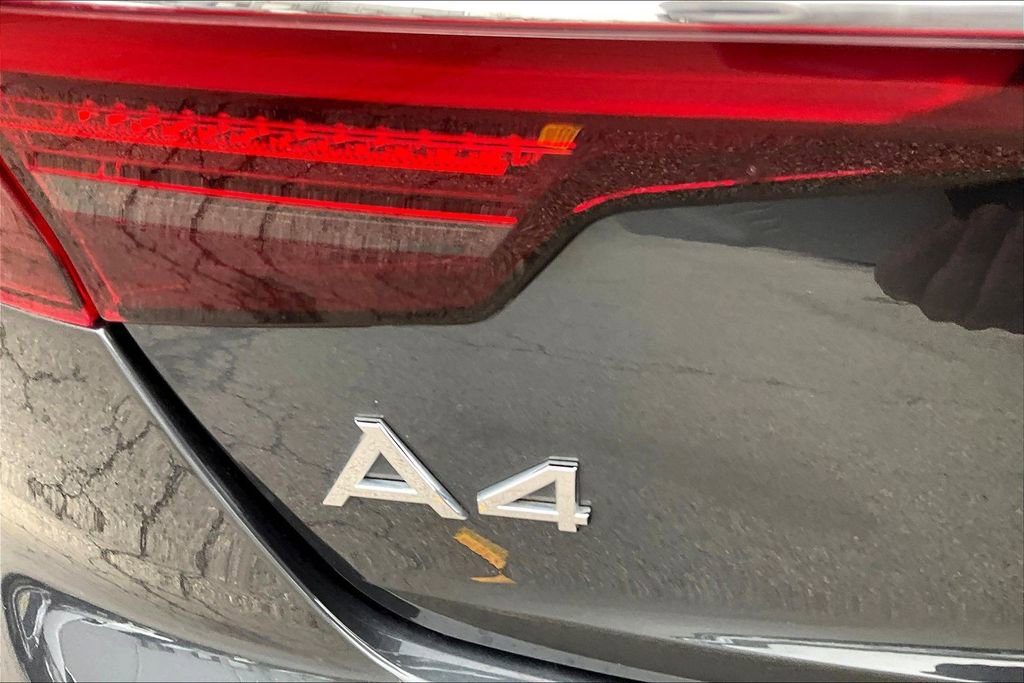 Used 2023 Audi A4 2.0T Premium w/ Convenience Package image 24