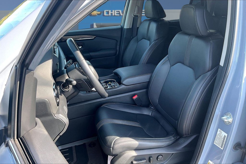 Used 2025 Honda Pilot Touring image 21