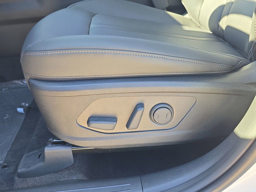 New 2026 Kia Sorento X-Line EX image 21
