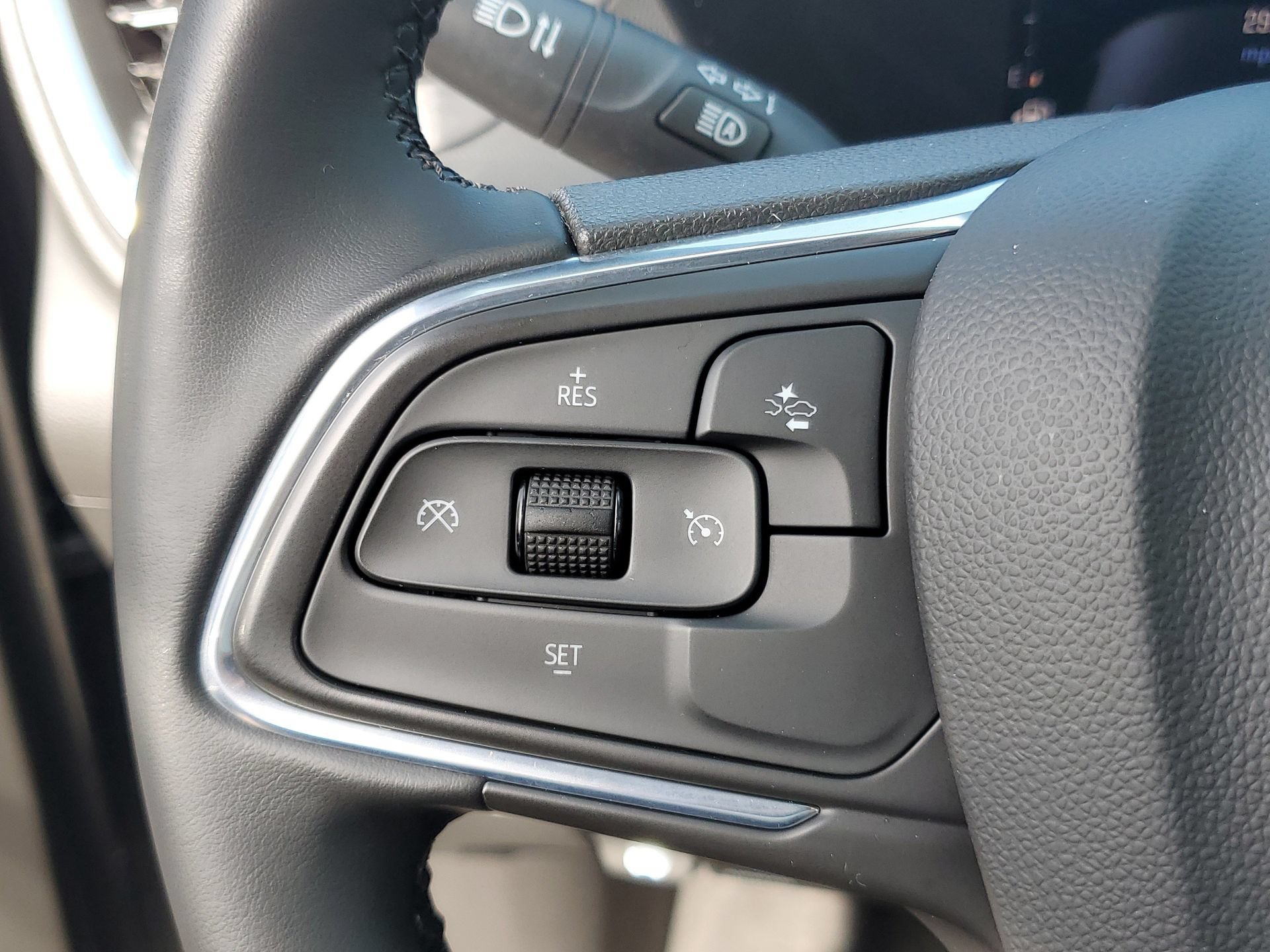 Used 2024 Buick Encore GX Sport Touring AWD/4WD image 22