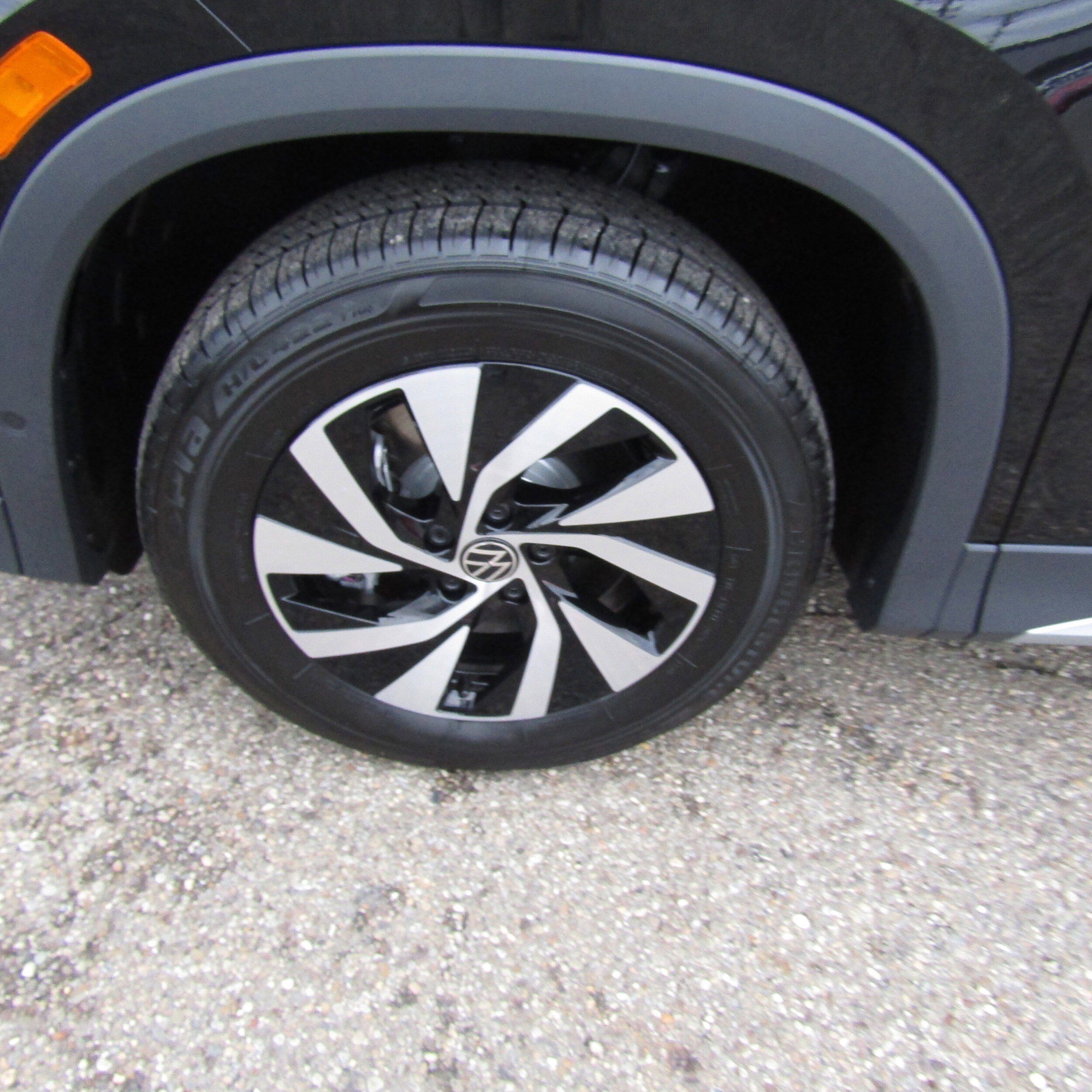 New 2026 Volkswagen Tiguan S AWD/4WD image 7