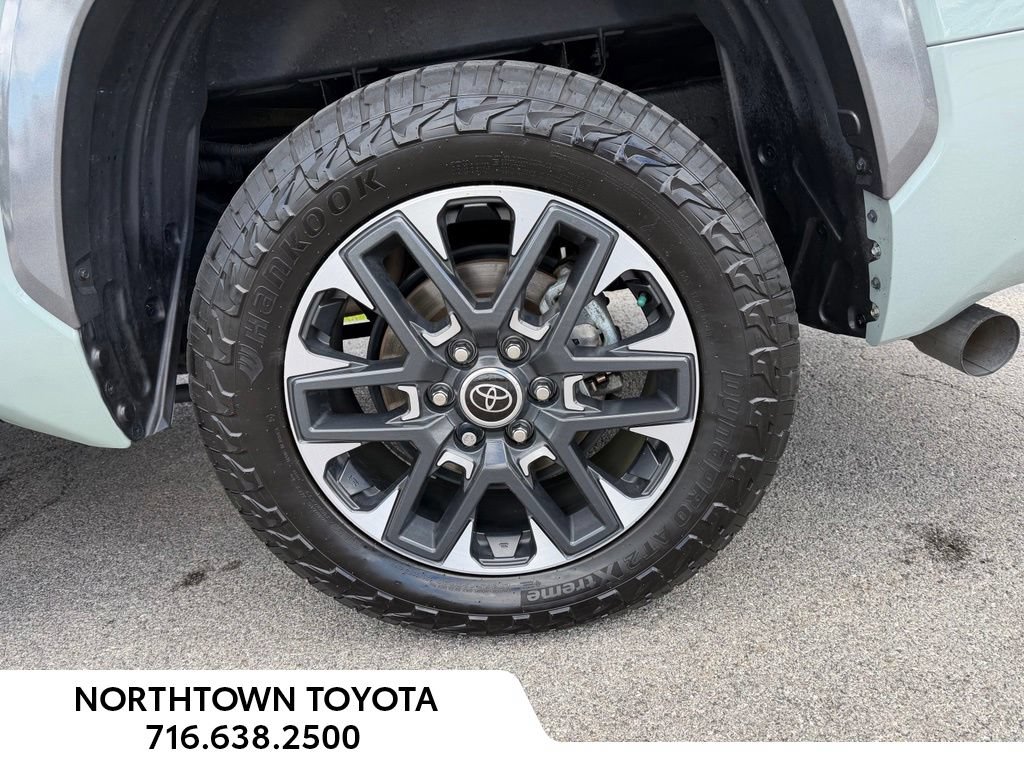 Used 2024 Toyota Tundra Limited AWD/4WD image 12