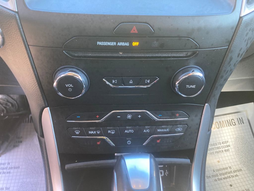 Used 2018 Ford Edge SEL w/ Equipment Group 201A image 27