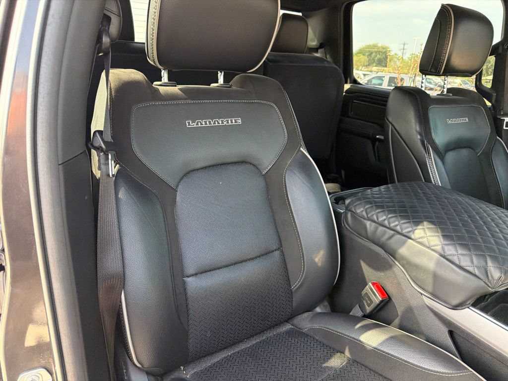 Used 2024 RAM 1500 Laramie AWD/4WD image 14