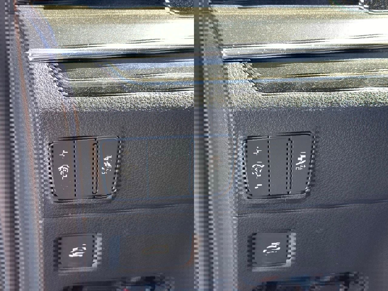 Used 2025 Kia K5 GT-Line w/ GT-Line Premium Package image 27