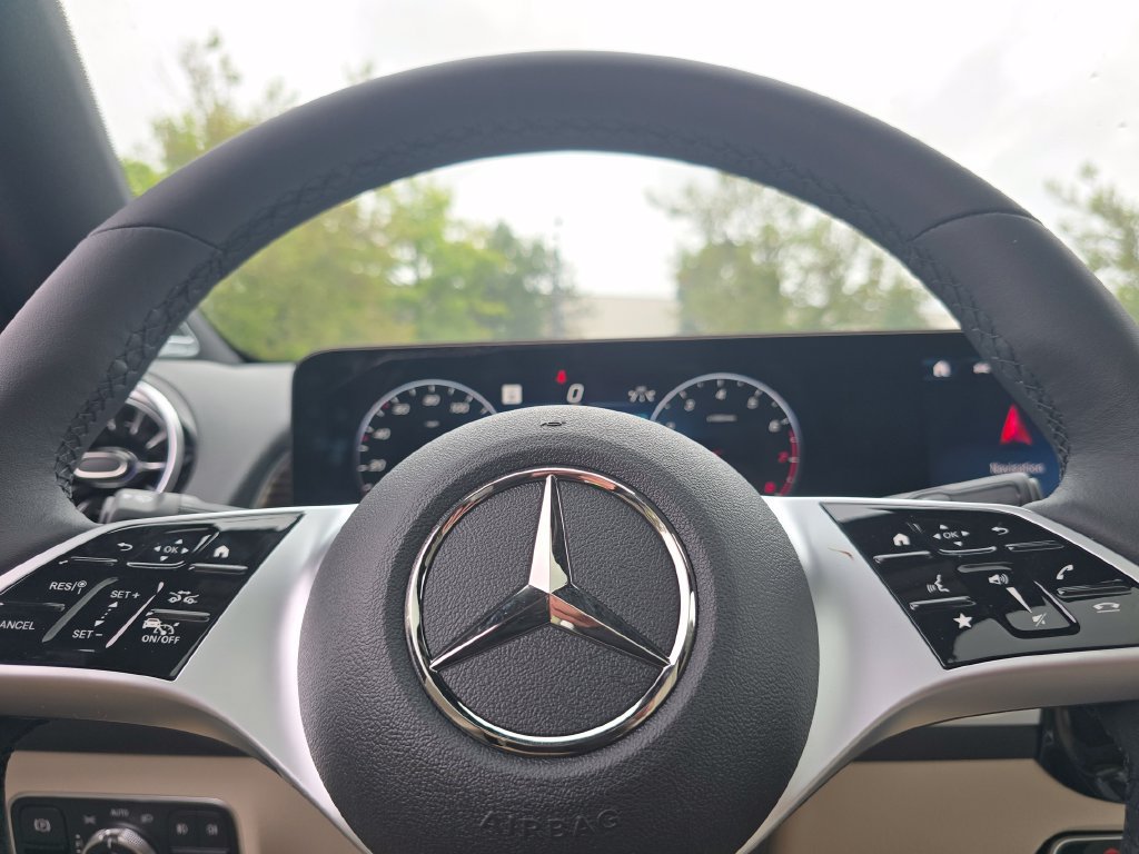 New 2026 Mercedes-Benz GLB 250 4MATIC image 28