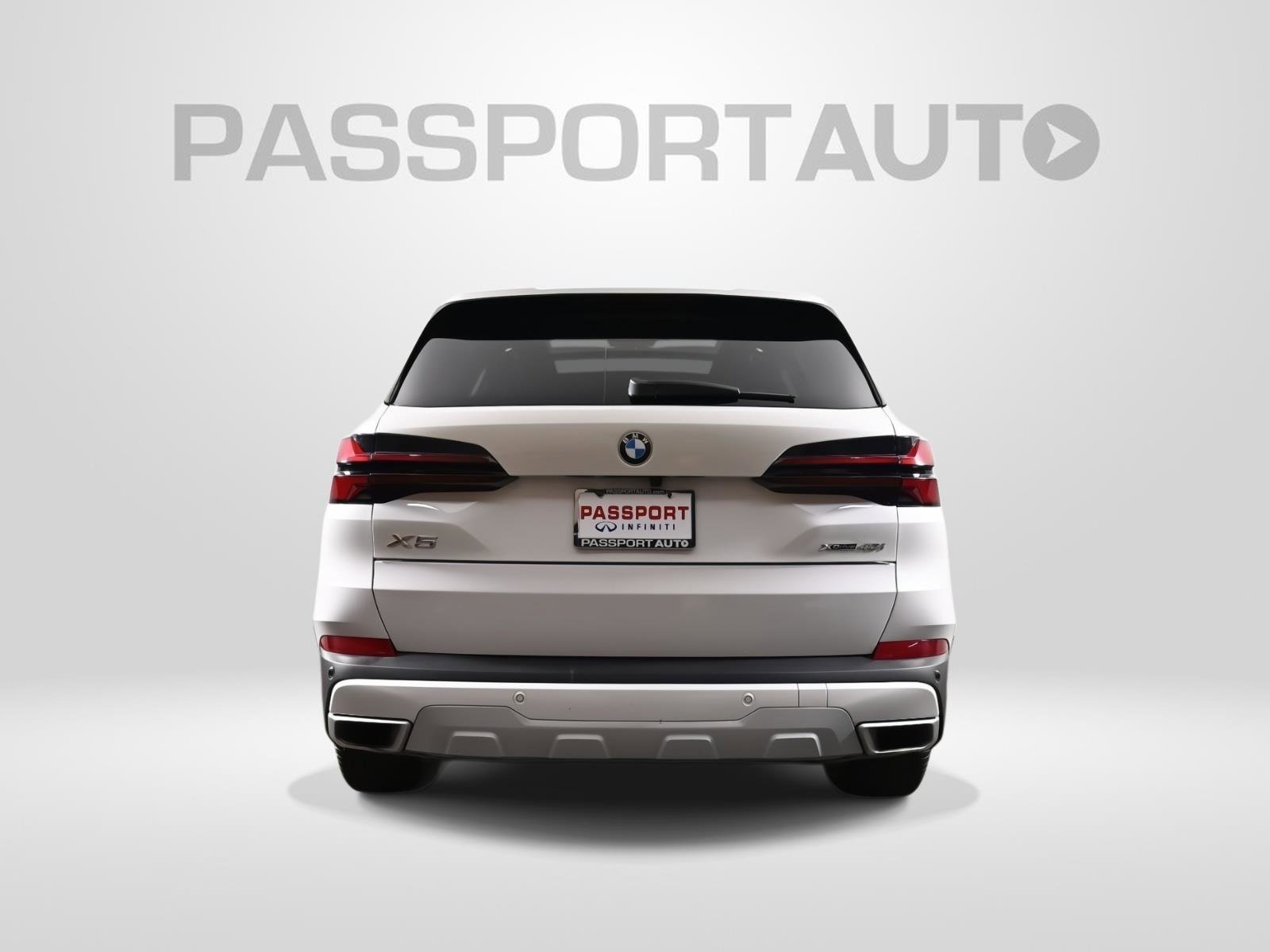 Used 2024 BMW X5 xDrive40i w/ Premium Package AWD/4WD image 7