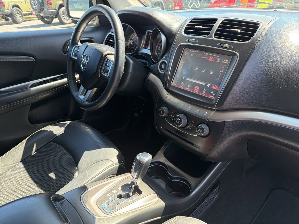 Used 2018 Dodge Journey Crossroad image 32