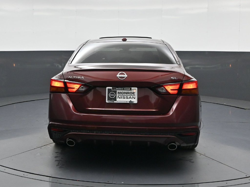 Certified 2024 Nissan Altima 2.5 SL FWD image 8