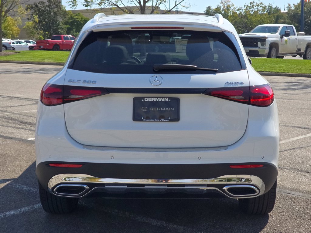New 2027 Mercedes-Benz GLC 300 4MATIC image 16