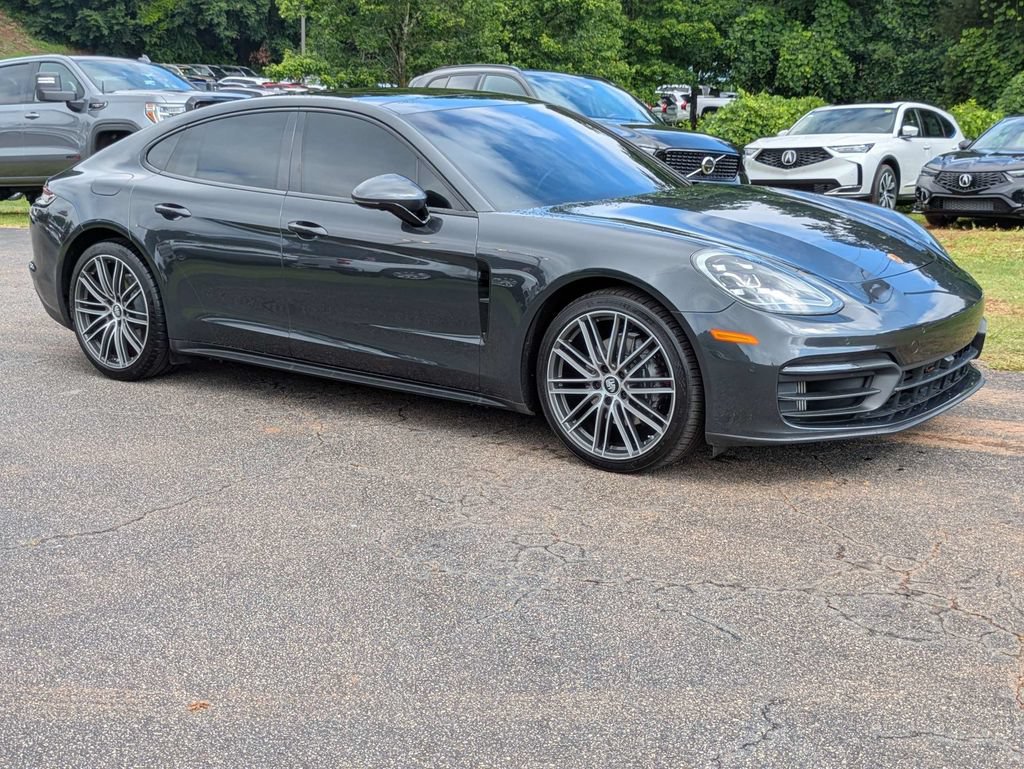 Used 2022 Porsche Panamera RWD image 8