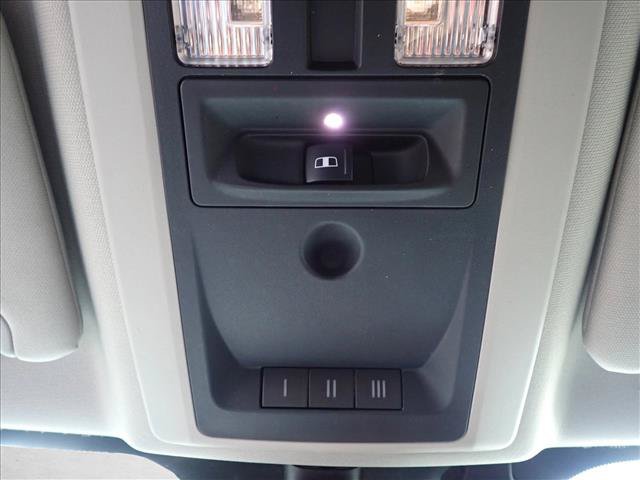 Used 2015 RAM 1500 Laramie w/ Convenience Group AWD/4WD image 19