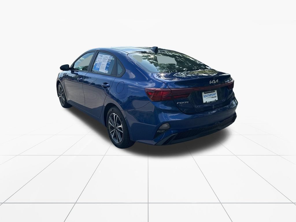 Used 2023 Kia Forte LXS w/ LXS Technology Package FWD image 6