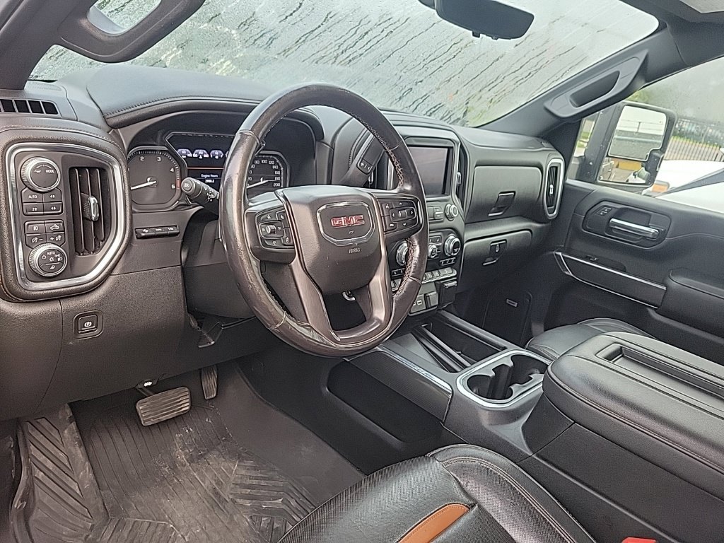 Used 2020 GMC Sierra 2500 AT4 w/ Technology Package AWD/4WD image 9