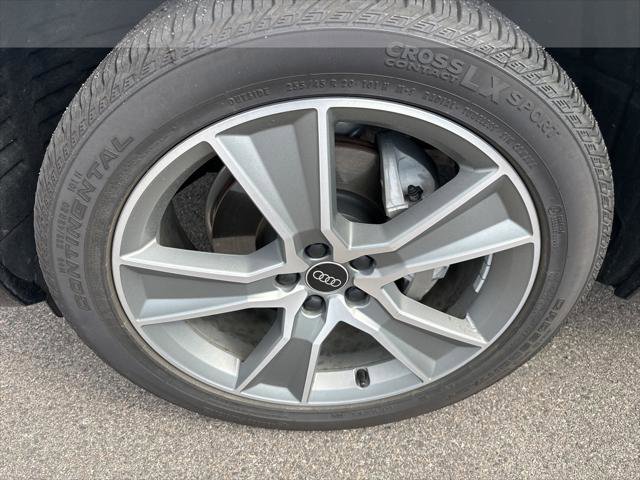 Certified 2025 Audi Q5 2.0T Premium w/ Convenience Plus Package image 11