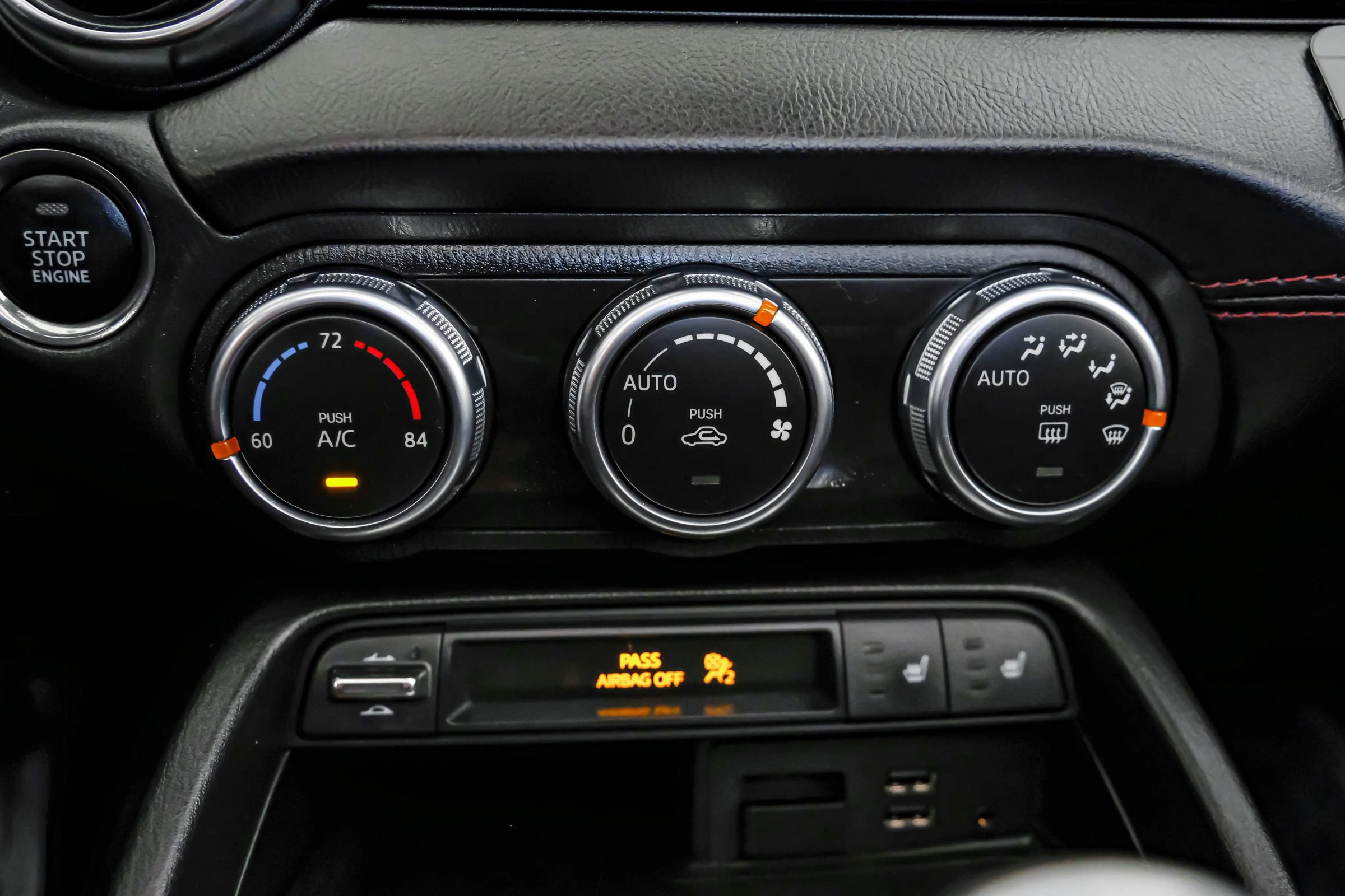 Used 2019 MAZDA MX-5 Miata RF Grand Touring image 26