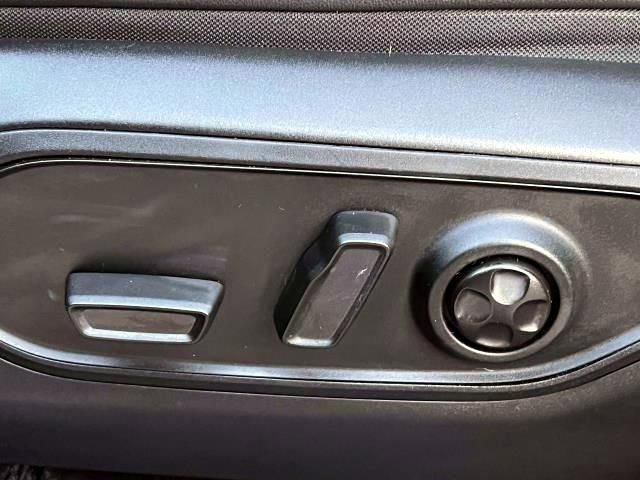 Certified 2022 Jeep Grand Cherokee L Limited image 18