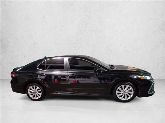 Used 2024 Toyota Camry LE FWD image 4