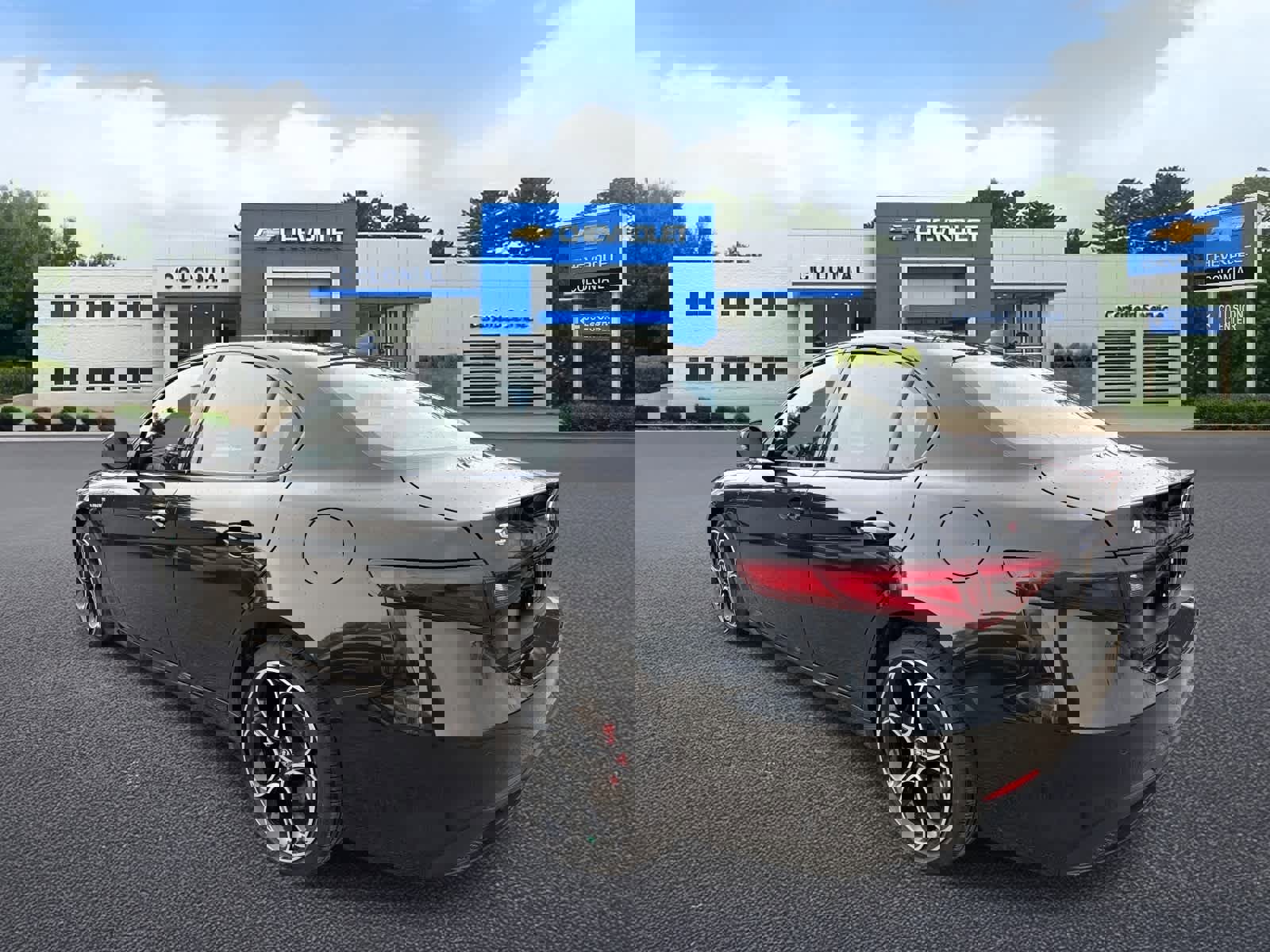 Used 2022 Alfa Romeo Giulia Veloce image 3